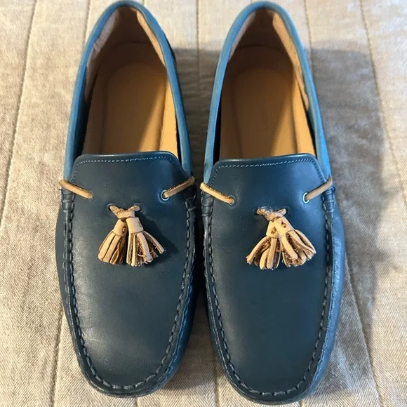 Lacoste | Shoes | Lacoste Blue And Tan Leather Slipon  display picture 1
